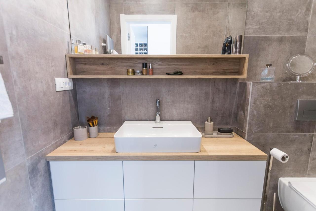 Apartman Amore Baška Voda Extérieur photo